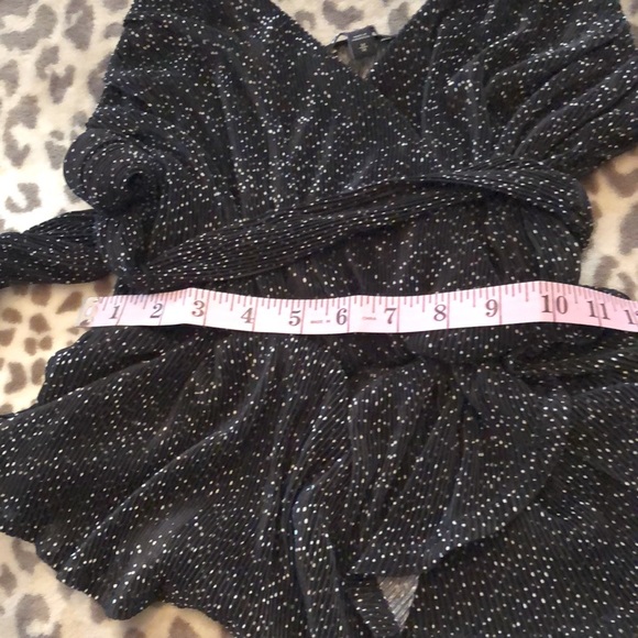 Express Wrap Peplum Cami in Black White Dot Print Size Medium - Picture 12 of 16